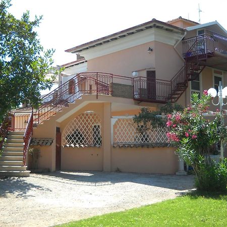 Villa Giove Terracina Esterno foto