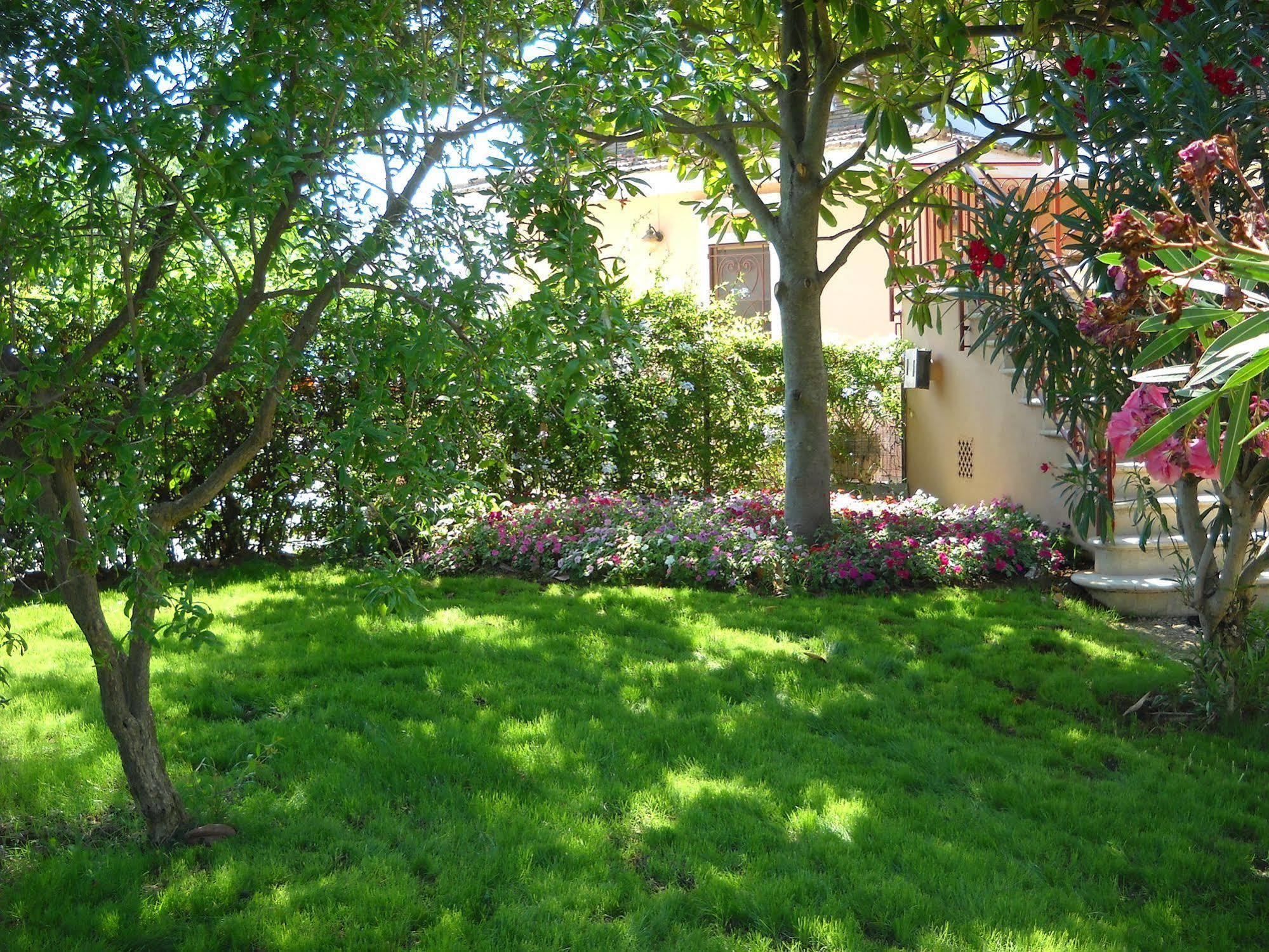 Villa Giove Terracina Esterno foto