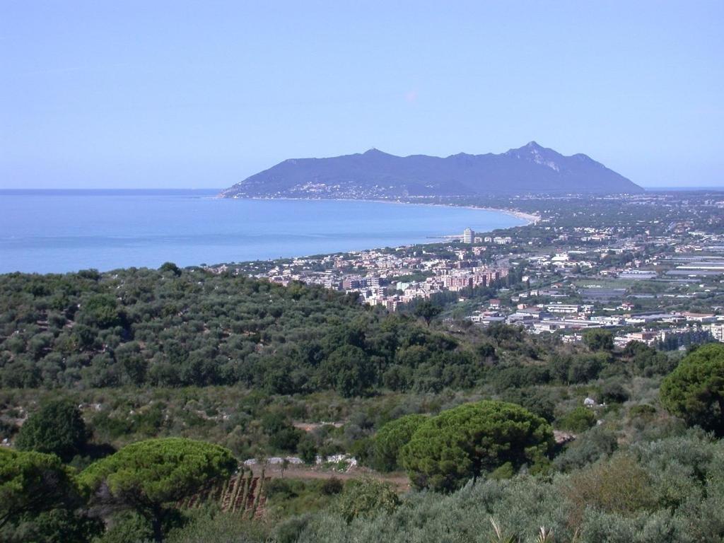 Villa Giove Terracina Esterno foto